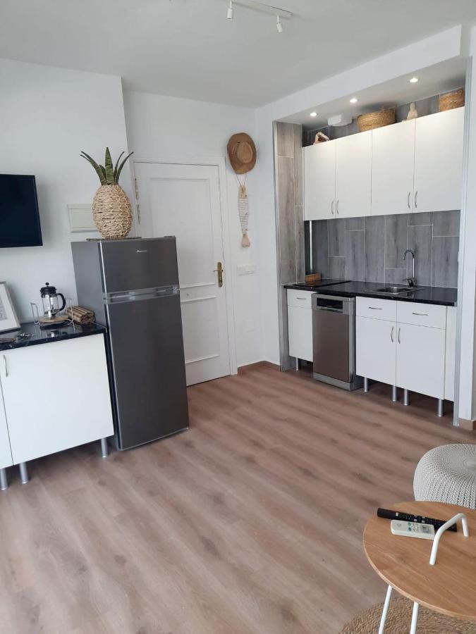Fuengirola Apartment Carvajal Front Line Primera Linea エクステリア 写真