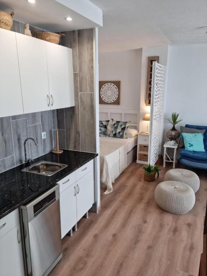 Fuengirola Apartment Carvajal Front Line Primera Linea エクステリア 写真
